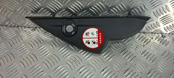 KIA Sorento Dashboard side end trim 847652P110