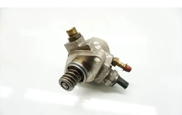 Seat Ibiza IV (6J,6P) Fuel injection high pressure pump 04E127026BG