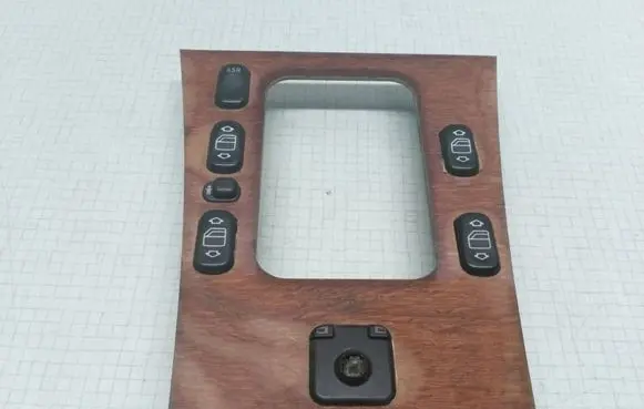 Mercedes-Benz E W210 Gear shifter surround trim plastic 486010