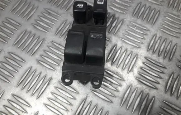 Nissan Almera Tino Electric window control switch