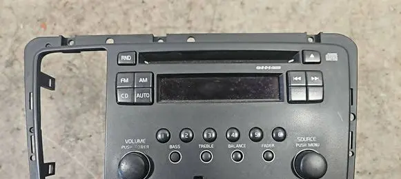 Volvo V70 Radio/CD/DVD/GPS head unit 312600001 74047538