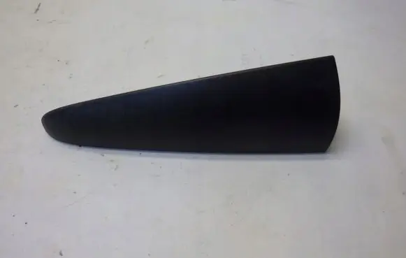 Renault Kangoo II Rear/tail light trim molding 