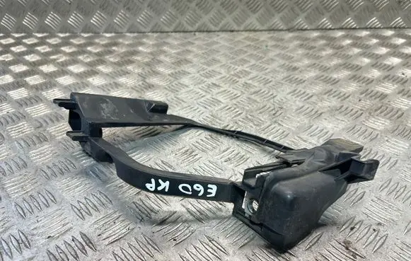 BMW 5 E60 E61 Headlight/headlamp mounting bracket 158737