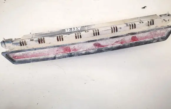 Volkswagen PASSAT B5 Third/center stoplight
