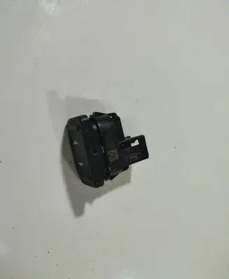 Ford Mondeo MK IV Electric window control switch 22082008