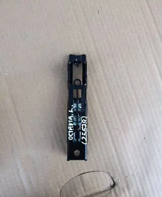 Skoda Octavia Mk4 Seat belt height adjuster 565857819A 7992161000
