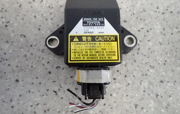 Toyota RAV 4 (XA20) ESP acceleration yaw rate sensor 8918348010