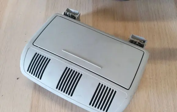 Skoda Rapid (NH) Sunglasses storage box 5JA868565
