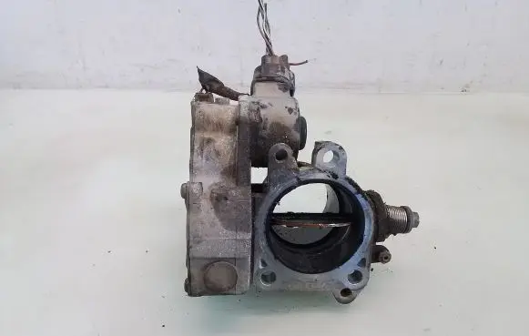 Toyota Corolla Verso E121 Throttle valve 27020