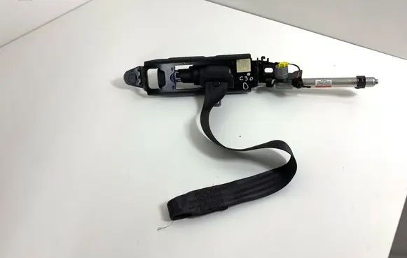 Volvo C30 Front seatbelt 6235279126