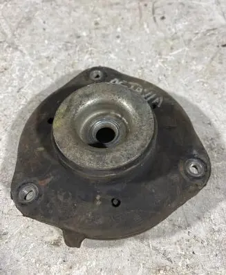 Coil spring mount