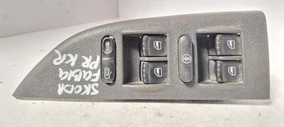 Skoda Fabia Mk1 (6Y) Electric window control switch 00101911795911