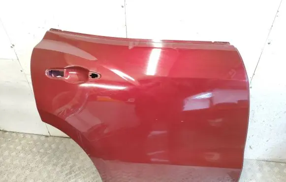 Maserati Levante Rear door