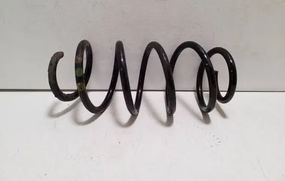 Skoda Superb B6 (3T) Front coil spring 