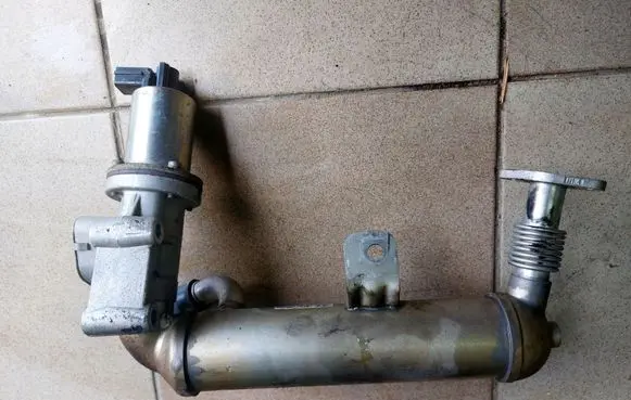 KIA Ceed EGR valve cooler 284162A710
