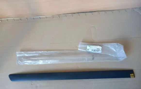 Skoda Octavia Mk2 (1Z) Rear door trim (molding) 1Z0853754D