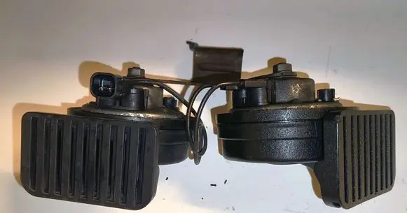 Ford Edge II Horn signal K2GT13A803CB
