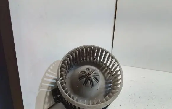 Mitsubishi Space Wagon Heater fan/blower 1940005090