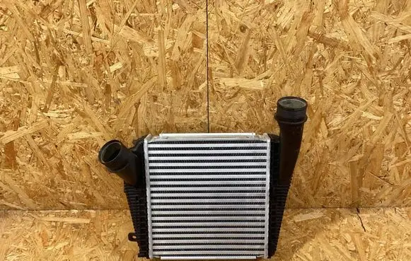 Porsche Panamera (971) Intercooler radiator 971145803