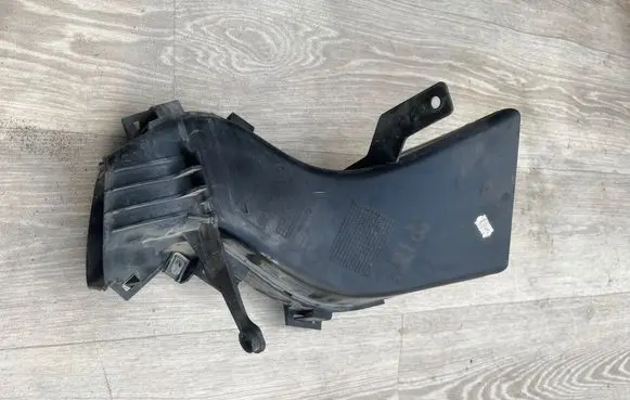 BMW 1 E82 E88 Brake cooling air channel/duct 8046300 51748046300