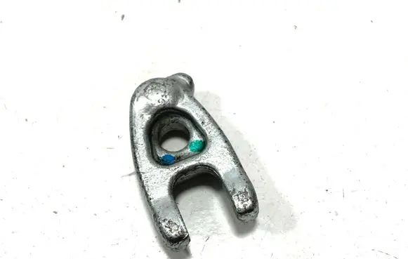 Renault Clio IV Fuel Injector clamp holder