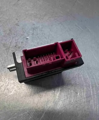 BMW 5 F10 F11 Fuel injection pump control unit/module 7301554