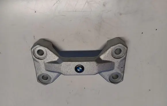BMW 2 Active Tourer U06 Engine mount bracket
