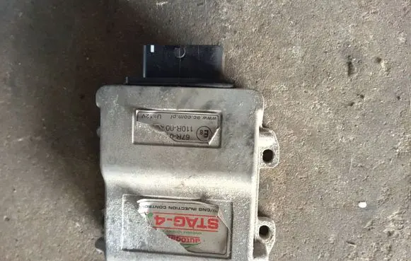 Renault Laguna II LP gas control unit module 67R014903 110R004904