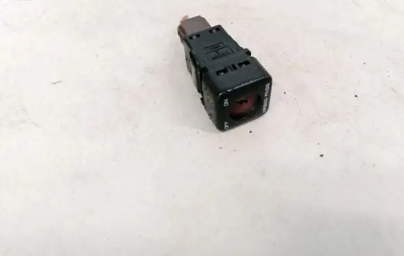 Passenger airbag on/off switch