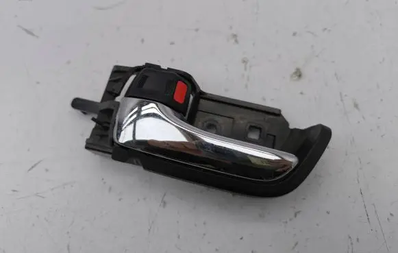 Toyota Prius (XW20) Front door interior handle 6927447010