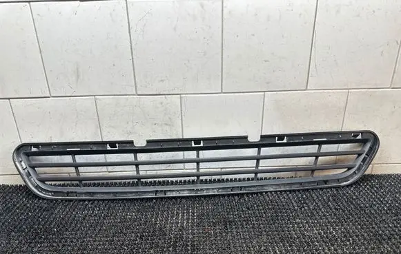 Ford Ka Front bumper lower grill E4B517K945A