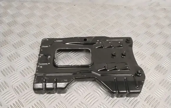 Mercedes-Benz C W204 Battery bracket A2046200018