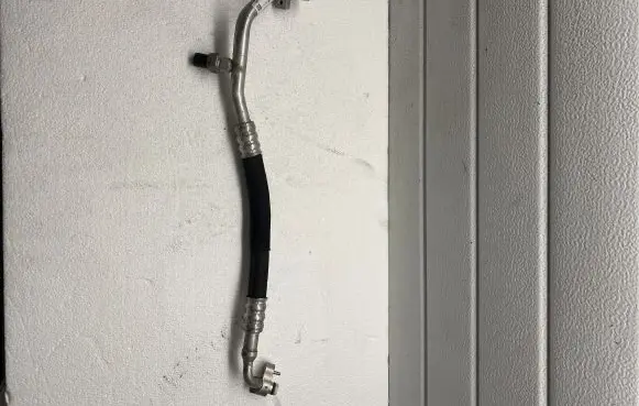 BMW i3 Air conditioning (A/C) pipe/hose 929116204