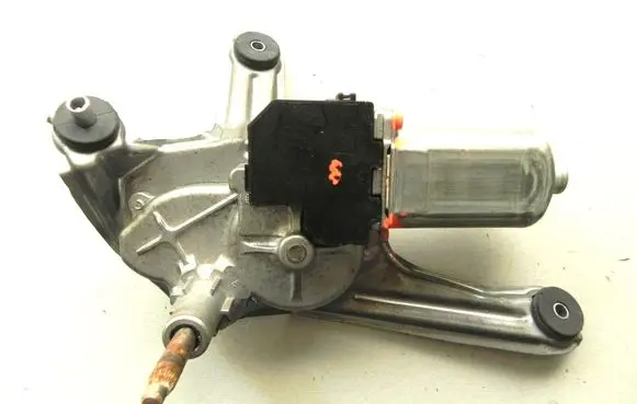 Toyota Avensis T250 Rear window wiper motor 8513005100
