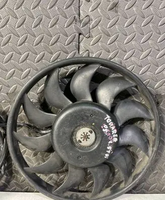 Volkswagen Touareg I Fan impeller 867007X FC1039