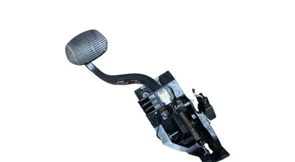 BMW 2 F45 Brake pedal 81007132E 685659606