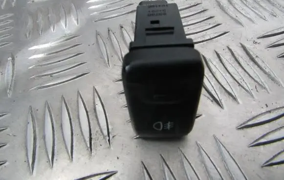 Fog light switch