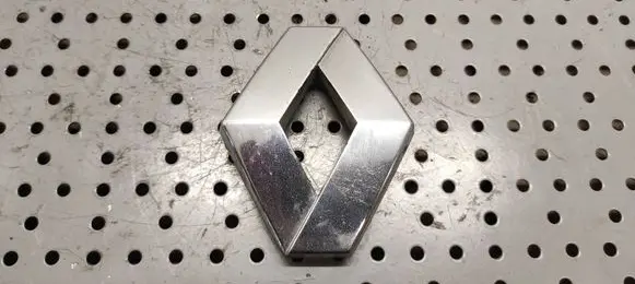 Renault Scenic I Manufacturer badge logo/emblem 8200027424 2655