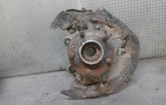 Volvo V50 Front wheel hub spindle knuckle