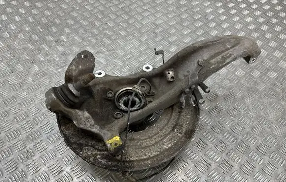 BMW 5 G30 G31 G38 Front wheel hub 