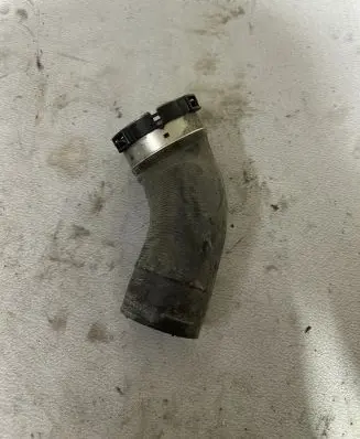 Volvo XC90 Intercooler hose/pipe 31338752