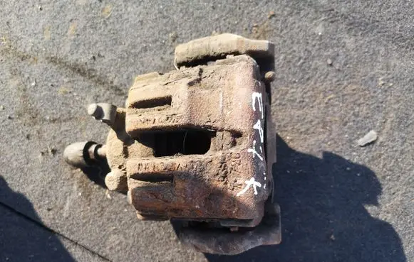 BMW 1 E81 E87 Rear brake caliper