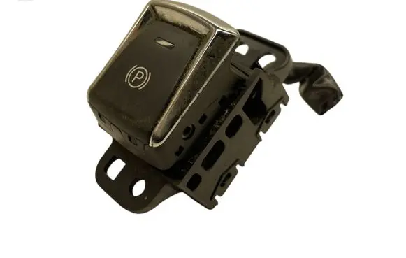 Nissan X-Trail T32 Hand parking brake switch 15420SD