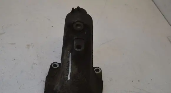 Mercedes-Benz CLK A208 C208 Engine mounting bracket 1112230904