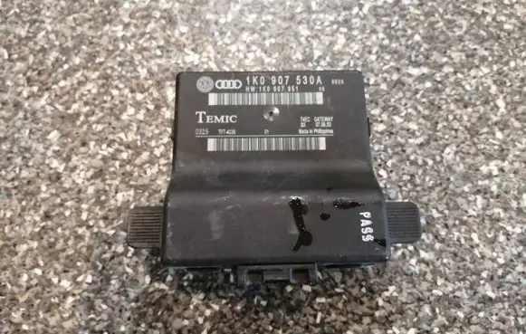 Volkswagen Touran I Other control units/modules 1K0907530A 1K0907951
