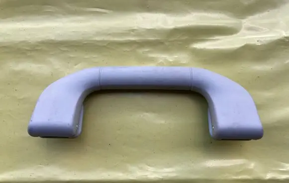 Mercedes-Benz C W204 Front interior roof grab handle A2048100051