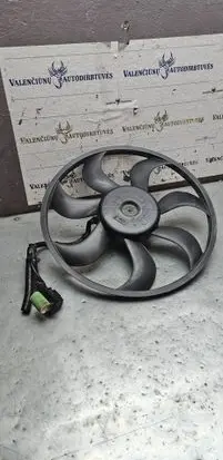 Coolant fan relay