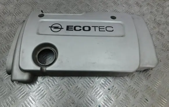 Opel Zafira B Engine cover (trim) 09157393 09157391 09157392