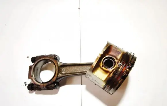Fiat Bravo - Brava Piston with connecting rod