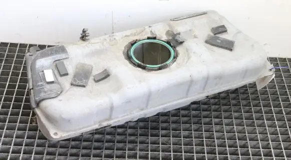 Opel Ampera Fuel tank 